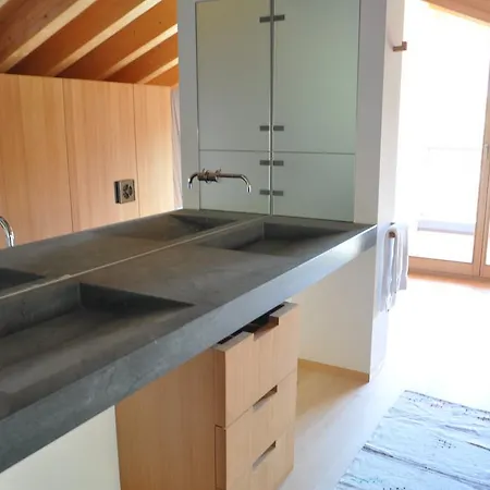 Chesa Chavriol Apartment