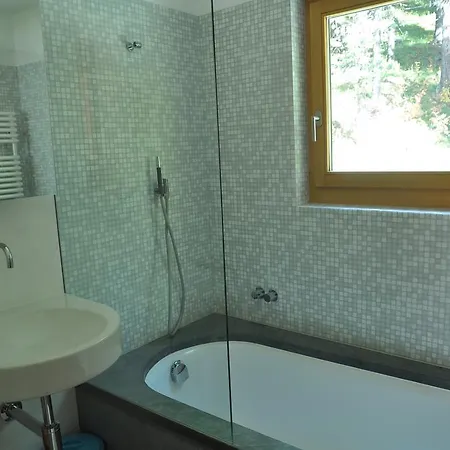 Chesa Chavriol Apartment *